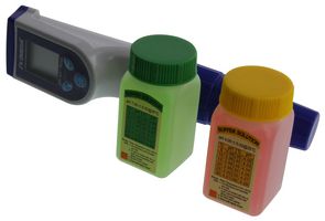 OMEGA PHH-7011 PH Meter / Tester, -2pH to 16pH, 0.01, 0.01