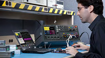 The Keysight N6705C DC Power Analyzer, outfitted with a Keysight N6781A Battery Drain Analyzer module and BV9201B PathWave BenchVue Advanced Power Control and Analysis Software, provides a complete instrumentation solution for performing battery rundown tests